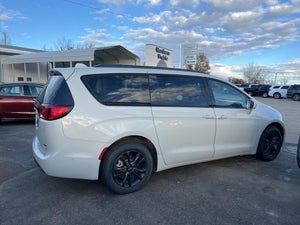 2020 Chrysler Pacifica AWD Launch Edition